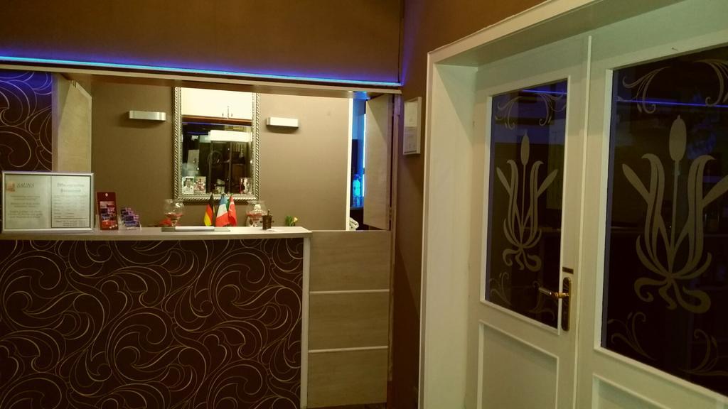Abant Hotel Frankfurt オーベルツハウゼン エクステリア 写真
