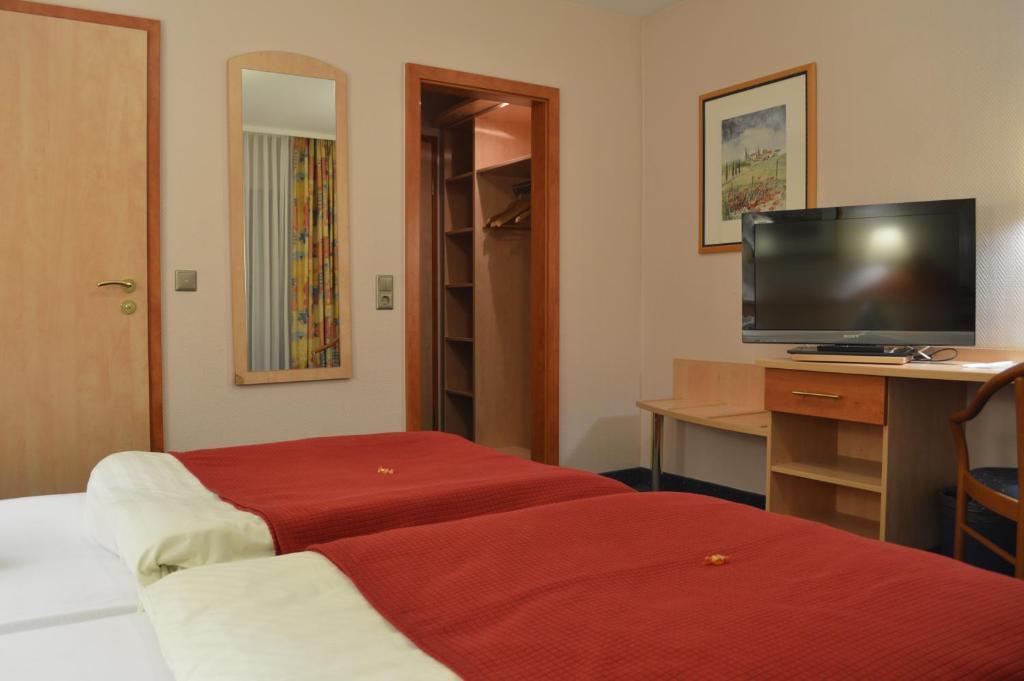 Abant Hotel Frankfurt オーベルツハウゼン 部屋 写真