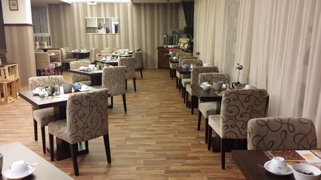 Abant Hotel Frankfurt オーベルツハウゼン エクステリア 写真